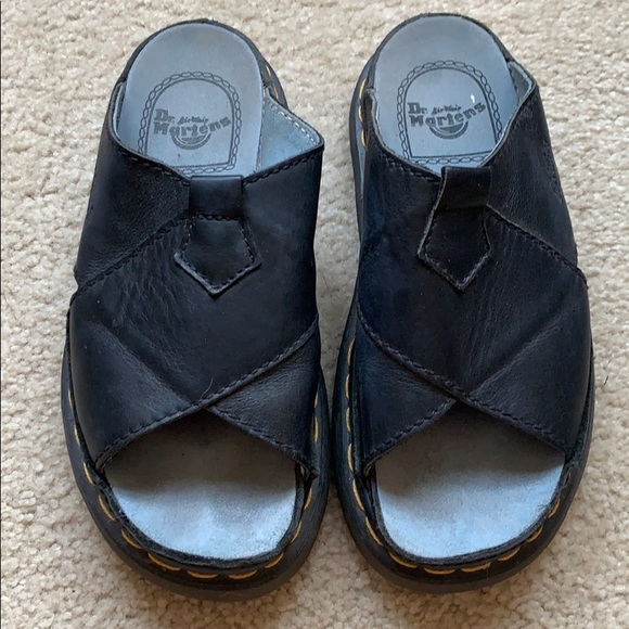 dr martens airwair sandals